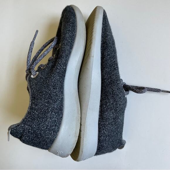 Allbirds Light Grey Wool Runner Sneaker - Picture 4 of 9